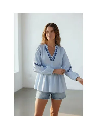 Blouse col tunisien en brodé à manches longues 4