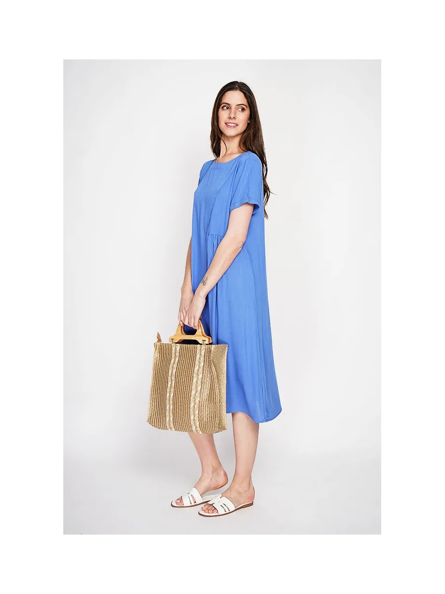 Robe découpe devant évasée à manches courtes 3