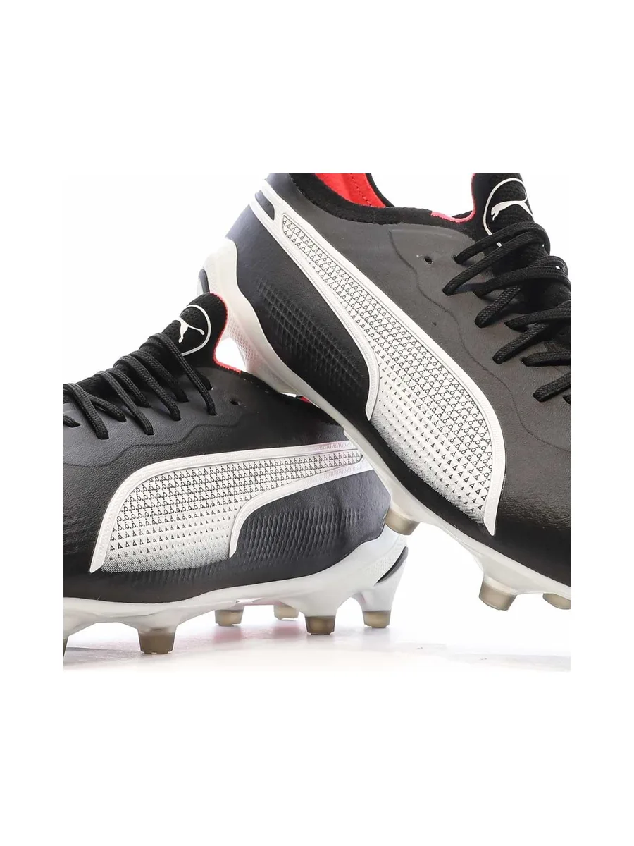 Chaussures de football Noire/Blanche Homme PumaKing Ultimate 8