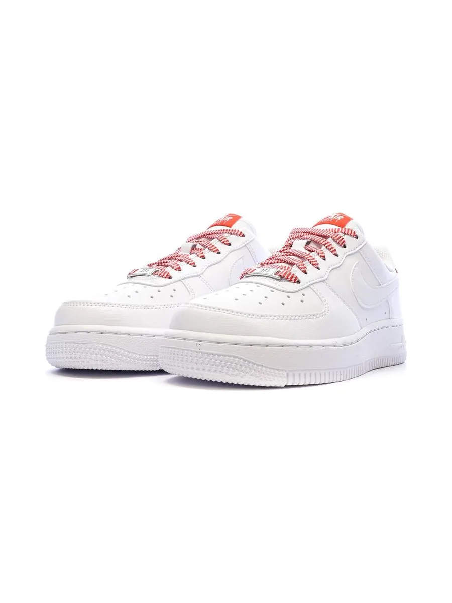 Baskets Blanches/Rouge Mixte Nike Air Force 1 07 7