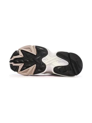 Baskets Beiges Femme Adidas Falcon 5