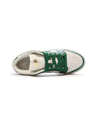 Baskets Blanches/Vertes Femme Nike Dunk Low 3