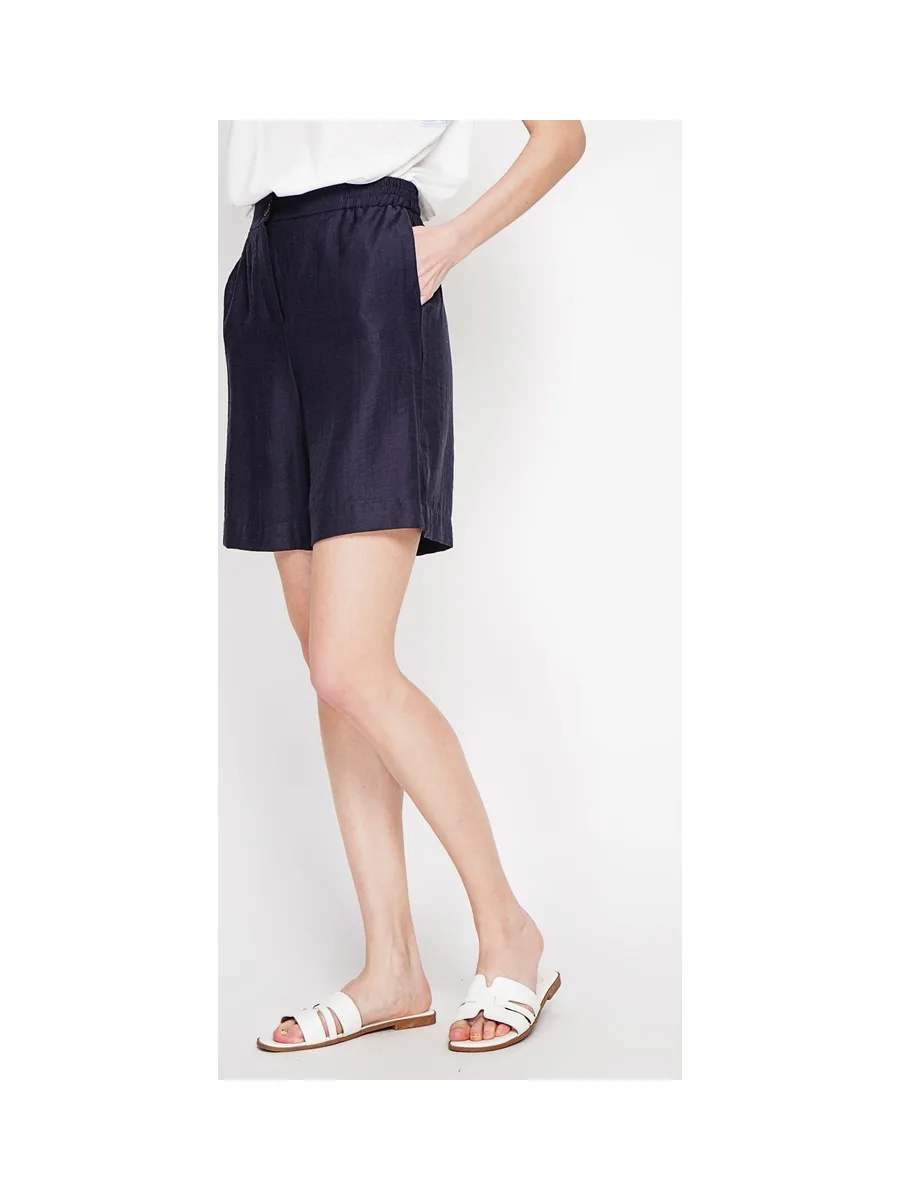 Bermuda taille haute coupe droite avec poche latérale 10