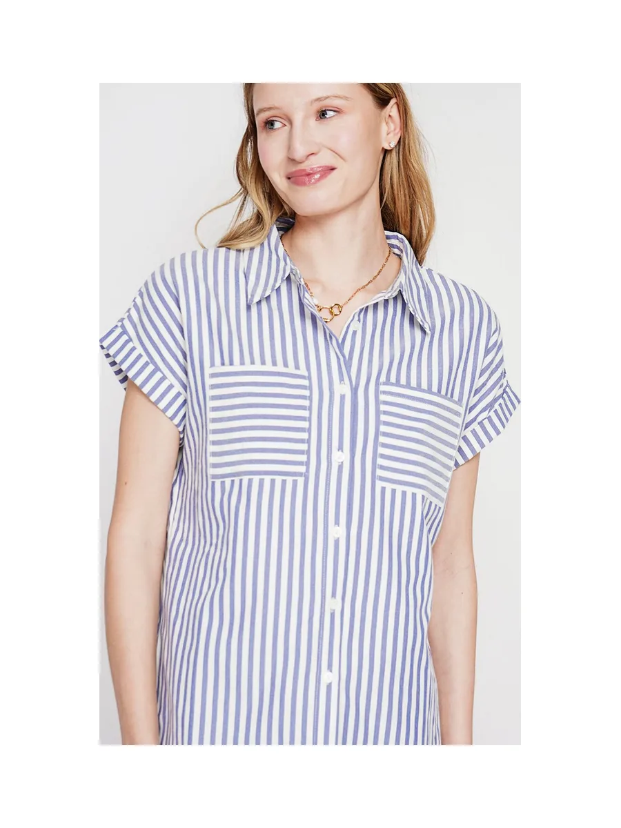Chemise boutonnée devant à manche court à rayure 17