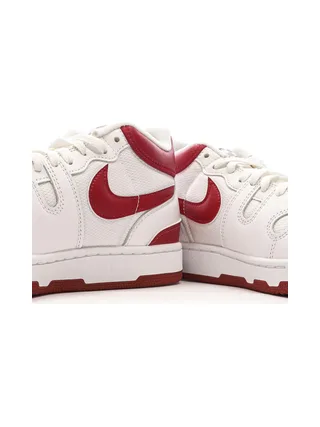Baskets Blanches/Rouges Homme Nike Attack 7